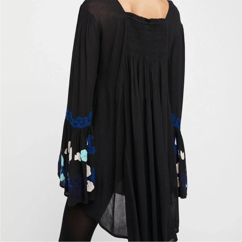 Free People So In Love Embroidered embellished bell sleeve Dress Rare Find